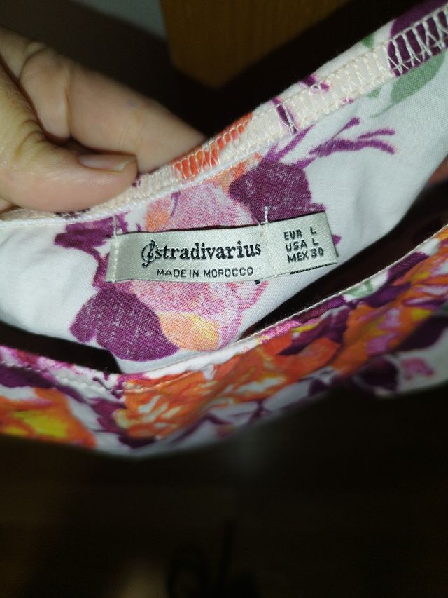 camiseta con una manga