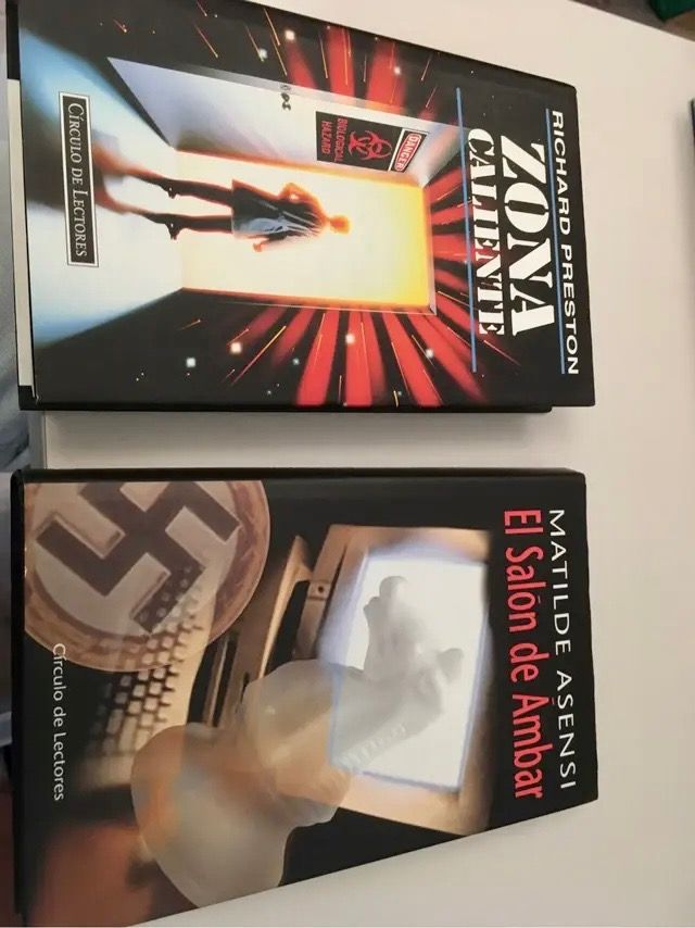 Zona caliente y El salon de Ambar