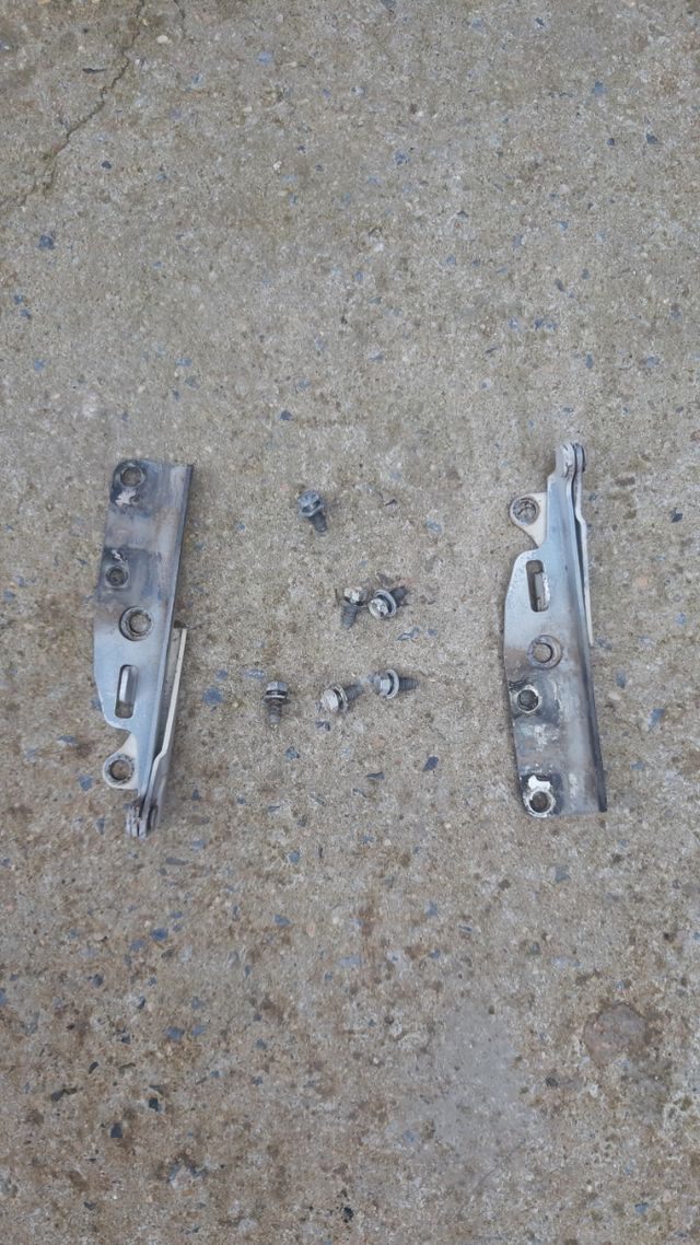 bisagras capo Nissan terrano