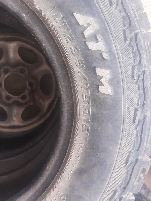 ruedas Nissan terrano