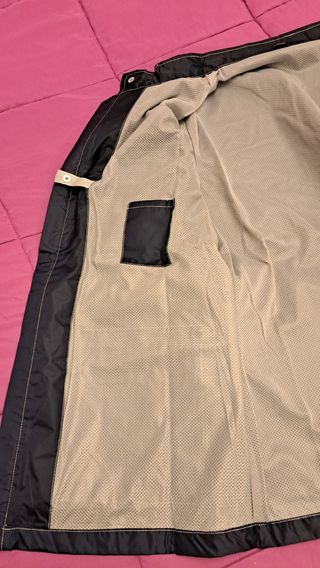 Chaqueta cortavientos azul