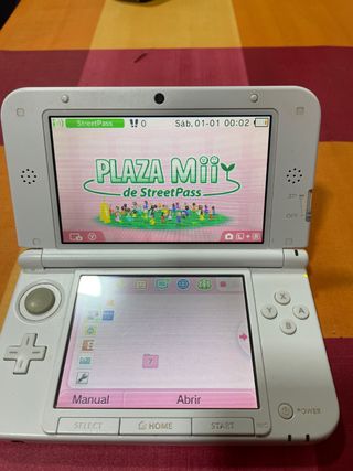 Nintendo 3DS XL EDICIÓN PIKACHU 