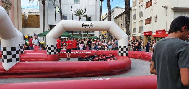 Alquiler de Crazy Cart