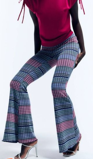 Pantalón de punto acampanado L