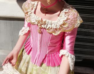  Traje de fallera  10/ 12 años , 