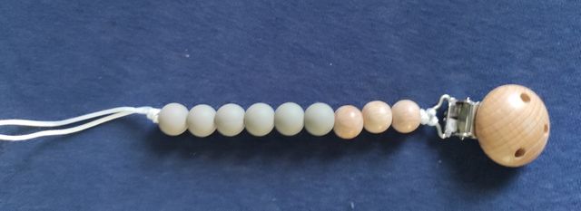 Tres cadenas para Chupetes