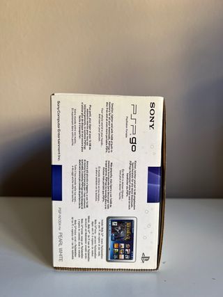 PSP GO 16GB PSP-N1004PW SONY PLAYSTATION PORTATILE