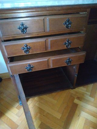mueble antiguo madera y mármol