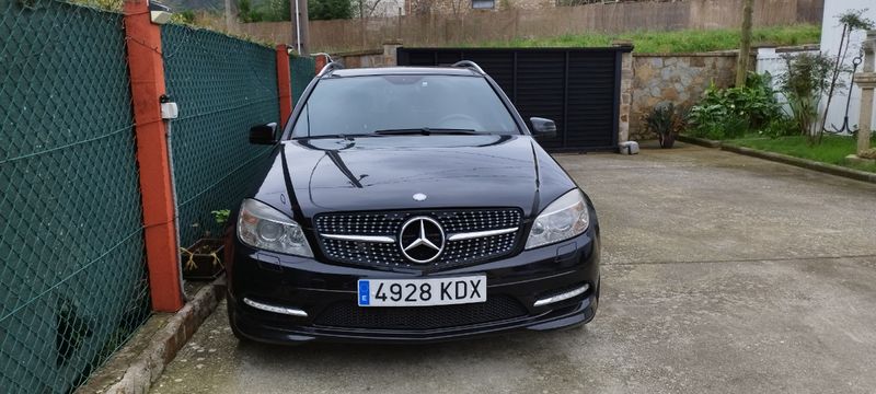 Mercedes-Benz Clase C 2010 - foto 1