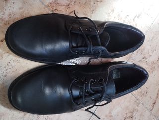Zapatos de empresa
