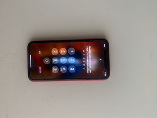 iPhone 11 red 64gb No se negocia