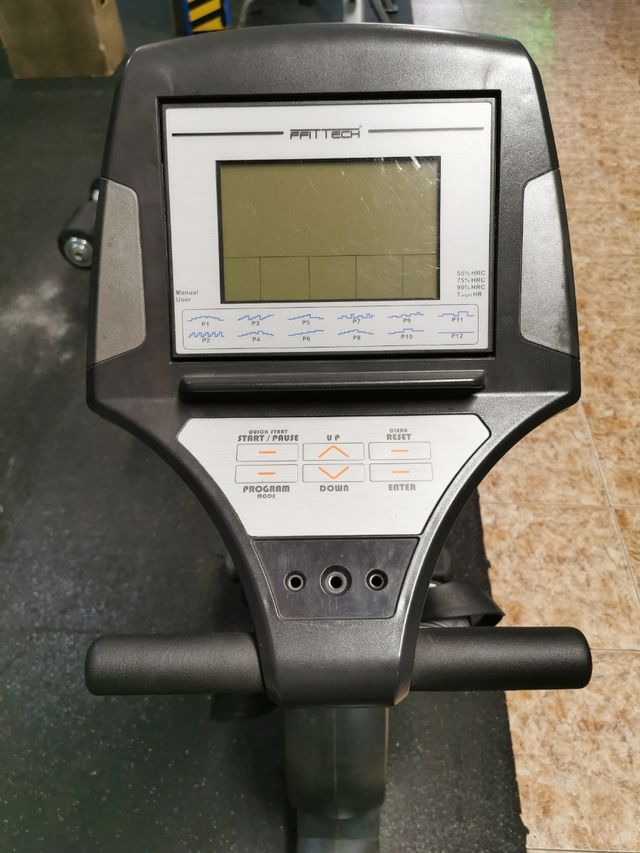  2 bicicleta elipticas y  1 bicicleta reclinada