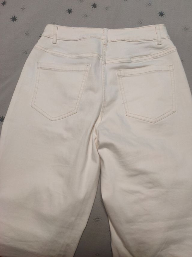 4 pantalones 5€/unidad