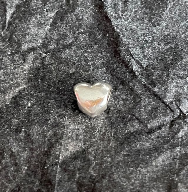 Charm pandora corazón