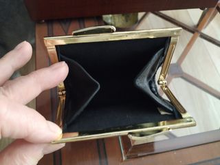 Monedero de piel negro