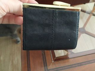 Monedero de piel negro