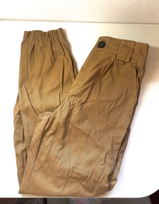 Pantalones cargo beige