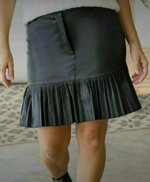 falda volantes polipiel talla 46