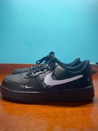 Zapatillas nike VL8 negras de segunda mano por 50 EUR en Granada en WALLAPOP