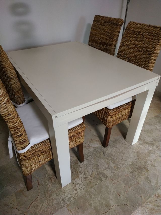 mesa de comedor blanca