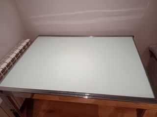 Mesa cristal.