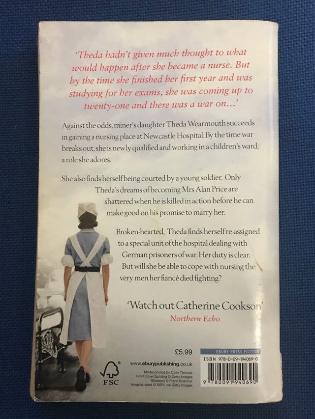 A Wartime Nurse Maggie Hope in English