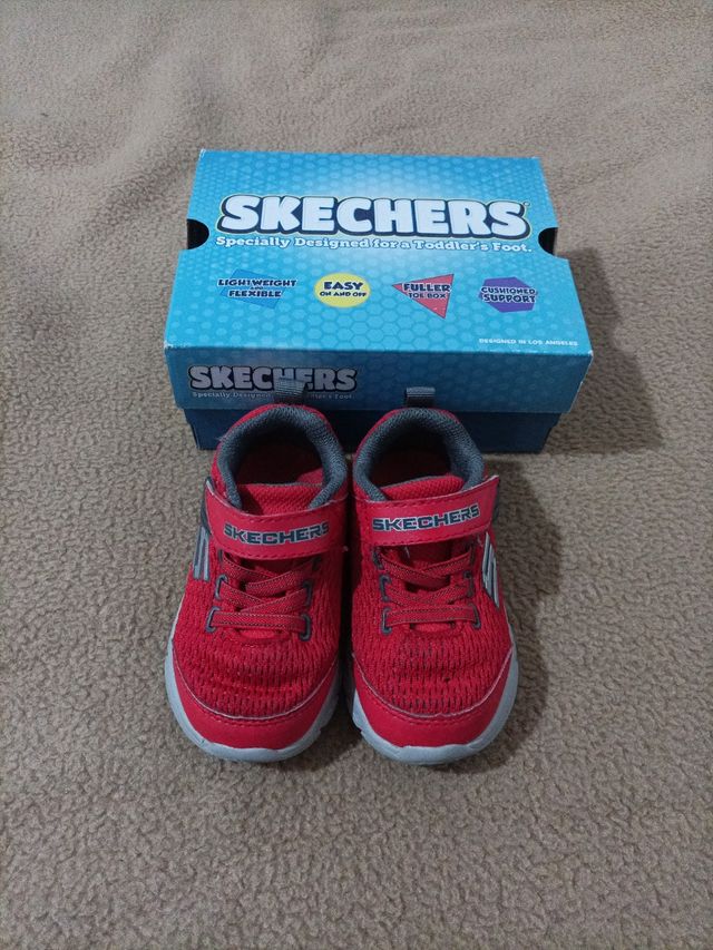 Zapatillas skechers muy cómodas