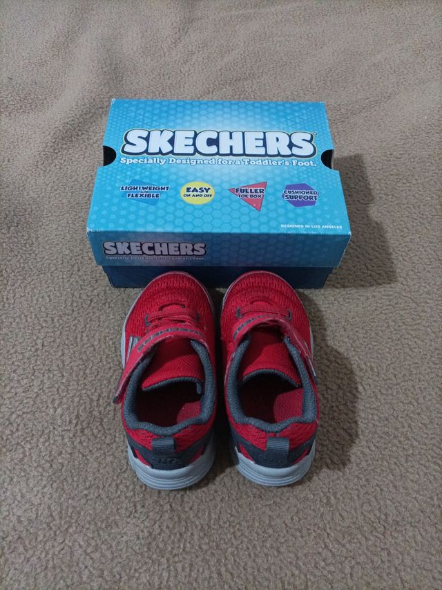 Zapatillas skechers muy cómodas