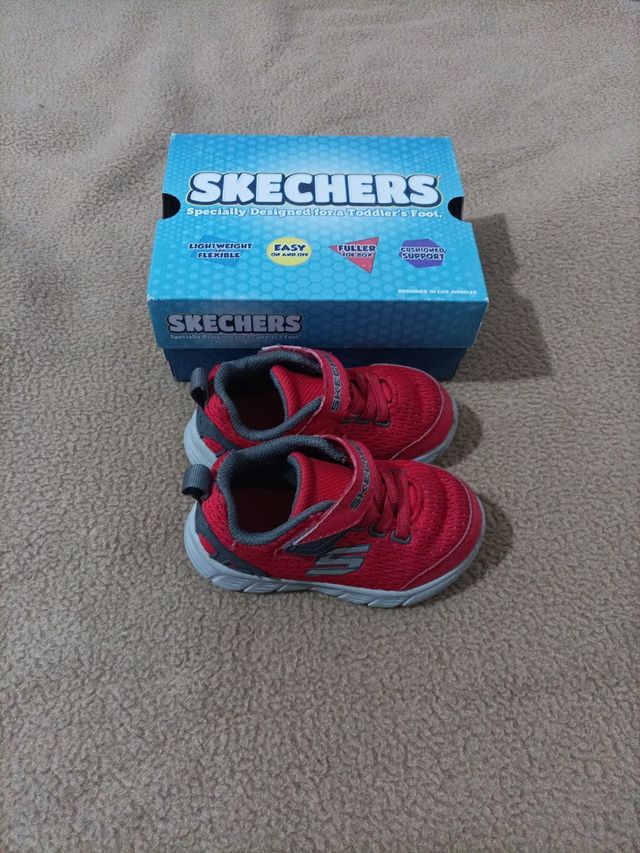 Zapatillas skechers muy cómodas
