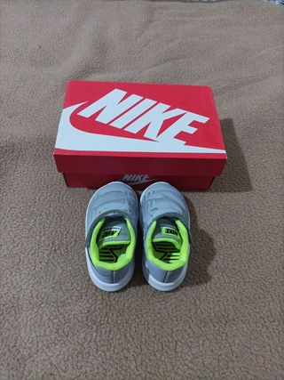 Zapatillas Nike de bebe