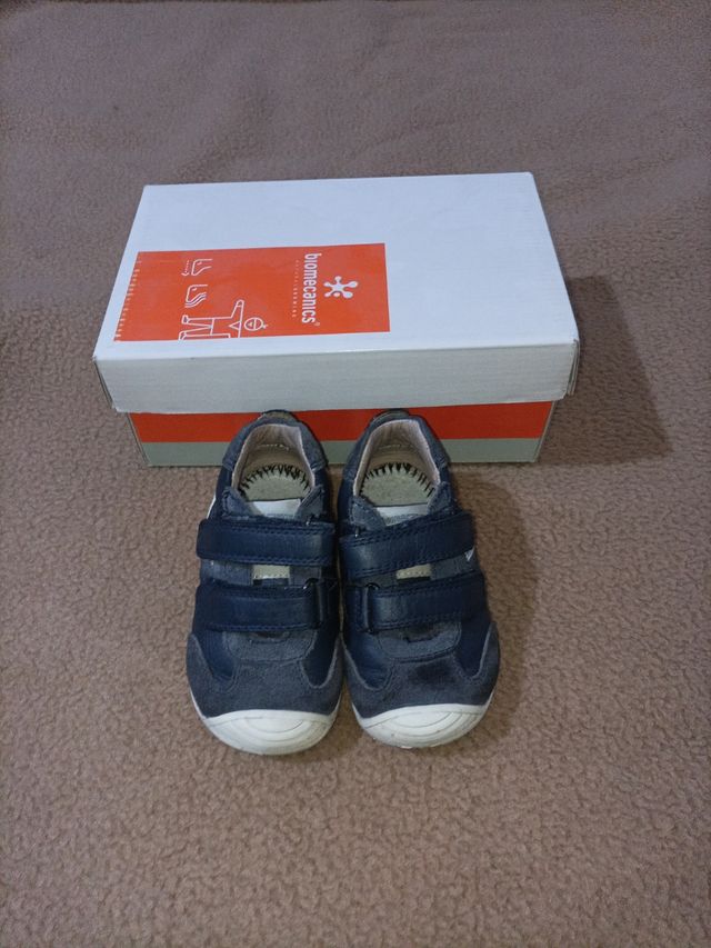 Zapatillas para aprender andar biomecanic