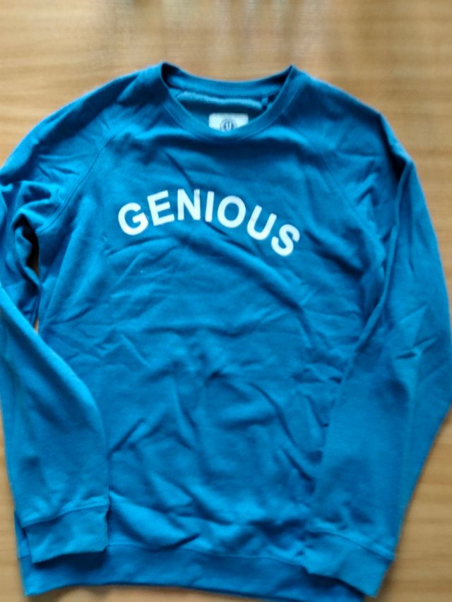 sudadera" Genious"talla 14 como nueva
