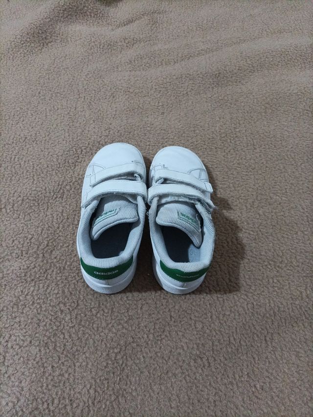 Zapatillas Adidas básicas