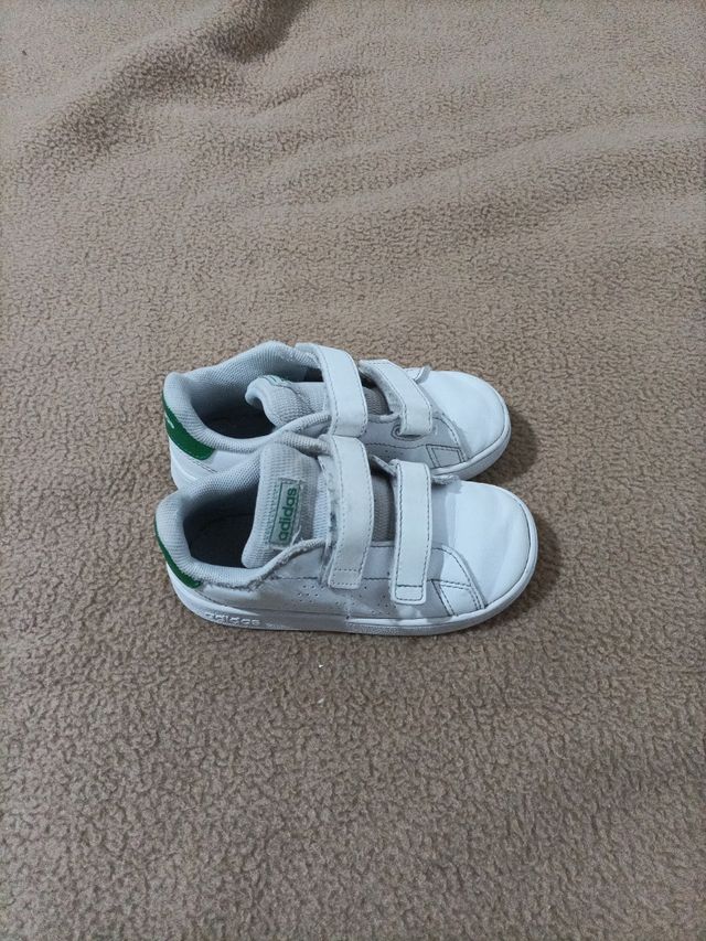 Zapatillas Adidas básicas