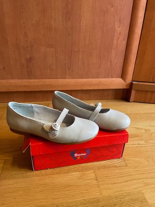 Bailarinas. Ideal eventos. talla 31 , color beige.
