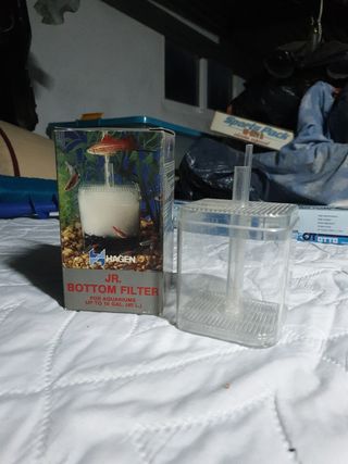 Filtro de fondo de acuario.