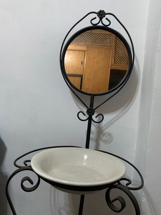 Lavabo con espejo