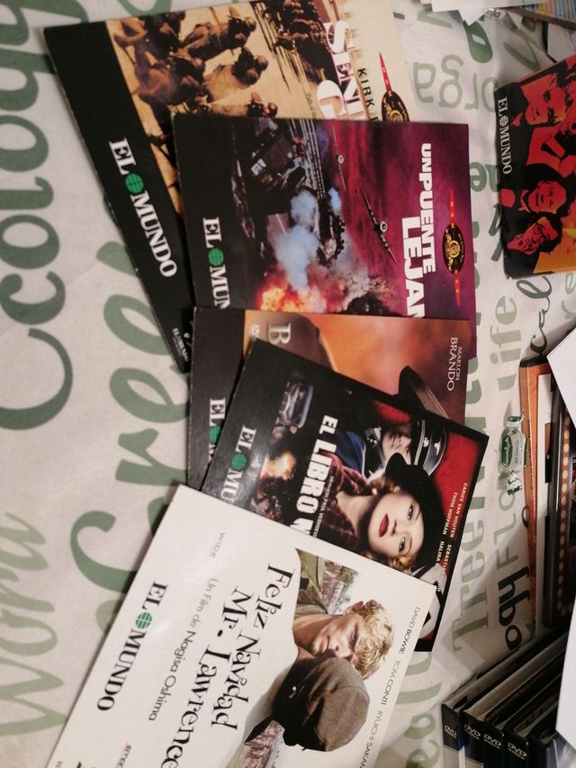 24 DVD. PELICULAS SOBRE LAS GUERRAS MUNDIALES EN E