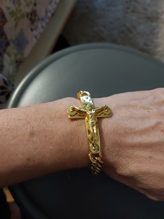 Pulsera Cruz y cristo vintage.