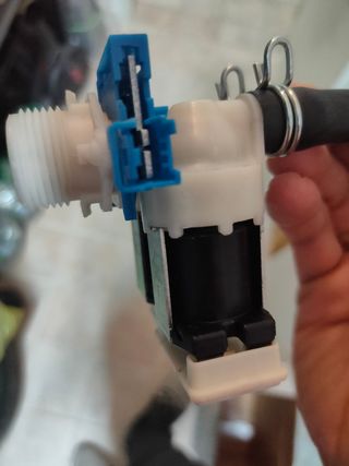 Electroválvula agua lavadora Whirlpool