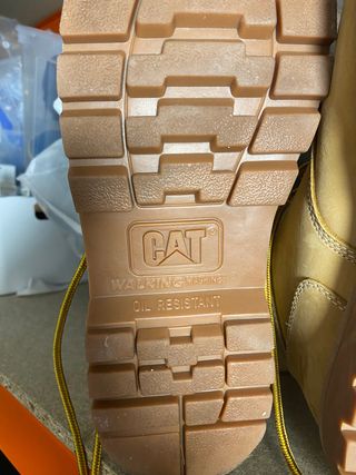Zapatos Caterpillar excelente estado 43 y medio