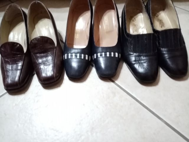 3 paia di scarpe in vera pelle