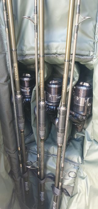 cañas carpfishing xtrem 5,carretes y funda vorteks