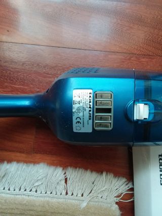 Aspirador vertical tipo escoba. Taurus Air Tech