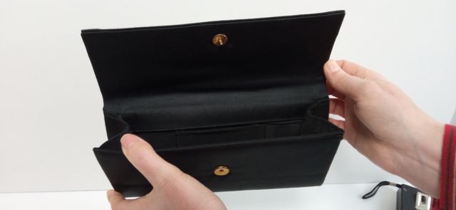 Cartera de mano ceremonia negra vintage