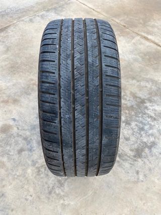 Neumático Vredestrin 225/40R18 92Y