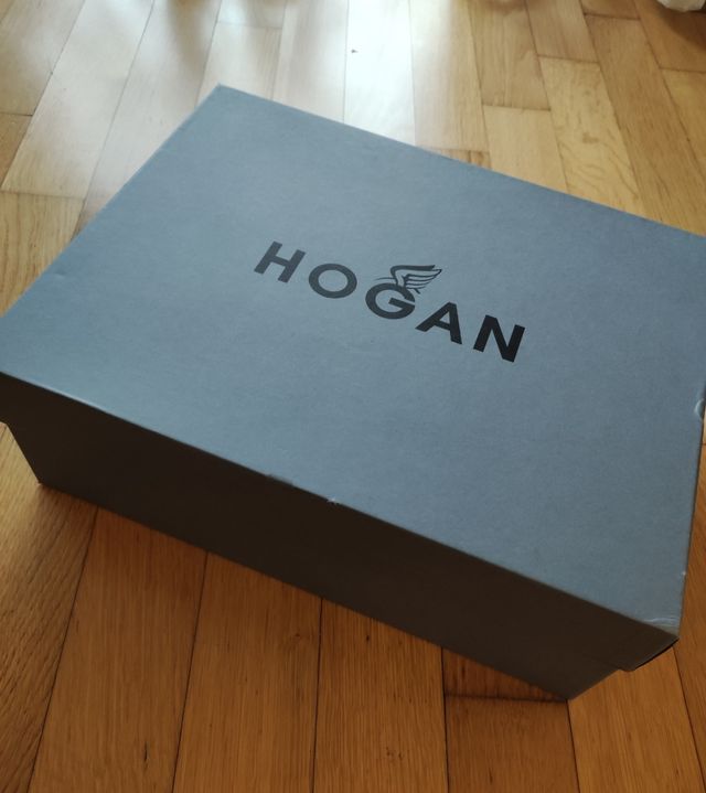 scatola Hogan