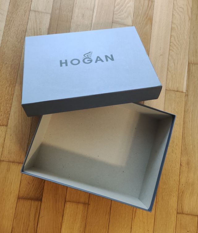 scatola Hogan