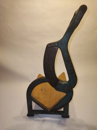 🔹CUCHILLO PAN Y HORTALIZAS