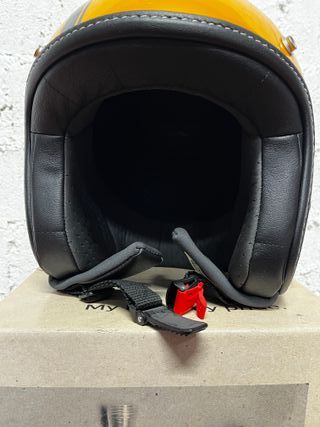 Casco jet guzzi 